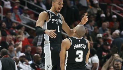 开云体育入口-文班亚马：奥利尼克在进攻端极具眼光 他的建议值得我信赖