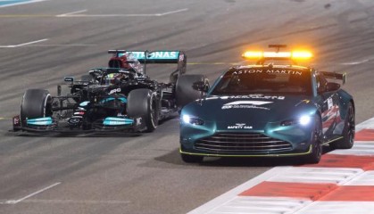 开云APP-F1车手年度争冠大戏被“搅” 国际汽联到底错在哪？